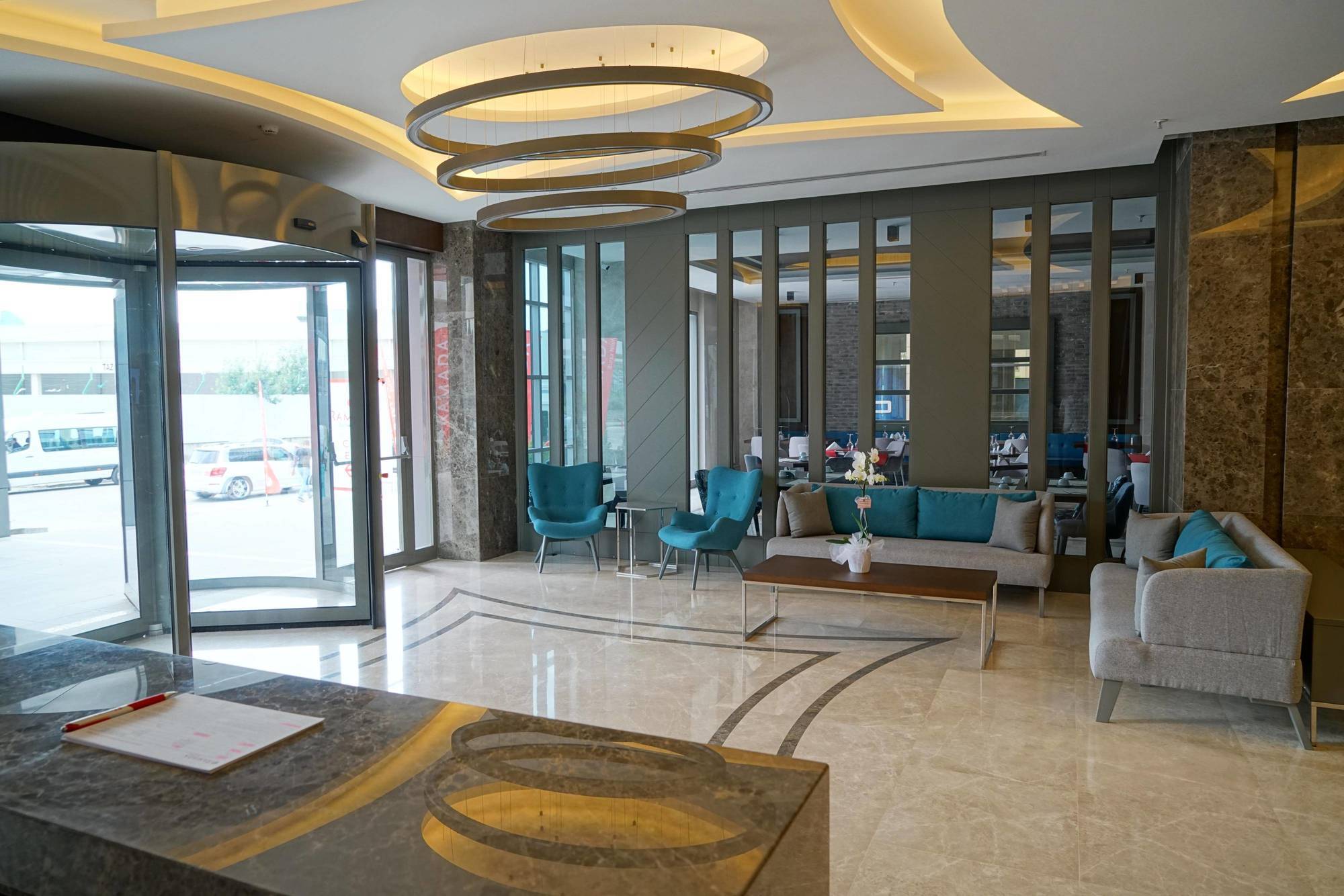 Ramada By Wyndham Nilufer Bursa Hotel Kültér fotó